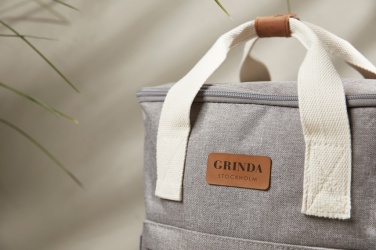 Logotrade Logogeschenke das Foto: VINGA Sortino Wanderkühlrucksack