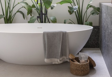 Logotrade Werbegeschenke das Foto: Ukiyo Hisako AWARE™ Four Seasons Handtuch/Decke 100x180cm