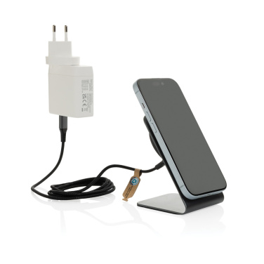 Logotrade Geschäftsgeschenke das Foto: Terra Aluminium 15W magnetischer Wireless-Charger
