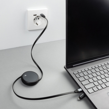 Logotrade Werbeartikel das Foto: Terra ausziehbares 240W 2-in-1 Kabel aus RCS rec. Aluminium