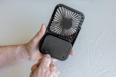 Logotrade Werbegeschenke das Foto: Aervina wiederaufladbarer Tischventilator aus RCS rec. ABS