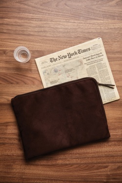 Logo trade promotional merchandise photo of: VINGA Hunton laptop case