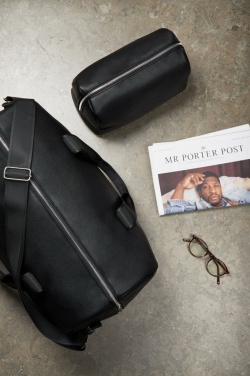 Logotrade promotional item image of: VINGA Bermond RCS recycled PU weekend bag