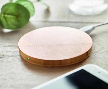 Logo trade promotional items picture of: Wireless charger bamboo 10W RUNDO +