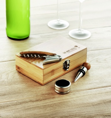 Logo trade promotional items image of: Wine set in bamboo box