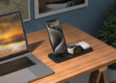 Logo trade promotional merchandise picture of: Urban Vitamin Torrance 3 in 1 magnetic 15W charger