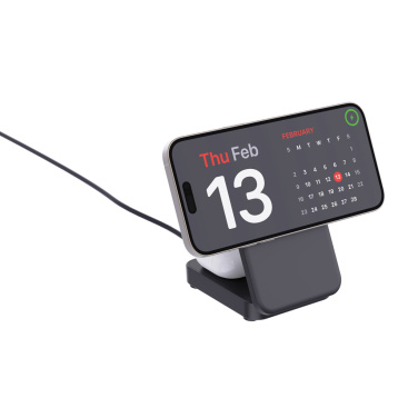 Logotrade corporate gifts photo of: Urban Vitamin Arcadia RCS rplastic 15W 3in1 magnetic charger