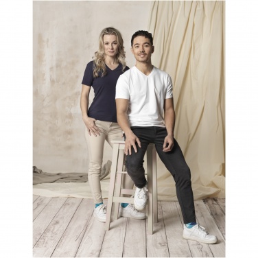 Logo trade firmakingi pilt: Kawartha lühikeste varrukatega meeste orgaaniline V-kaelusega T-särk