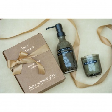 Logotrade firmakingi foto: Wellmark Discovery 200 ml käteseebi dosaator ja 150 g lõhnaküünla komplekt - tume merevaigu lõhn