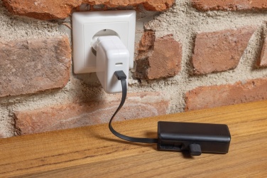 Logo trade ärikingid foto: Powerlink RCS rplastic 3000 mAh powerbank iOS-i pistik