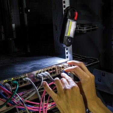 Logotrade firmakingitused pilt: COB töövalgusti magnetiga