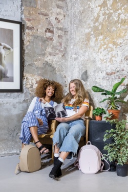 Logo trade reklaamkingituse pilt: Elle Fashion, Vargusvastane seljakott