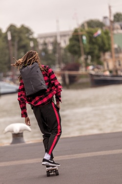 Logotrade firmakingituse foto: Urban Lite vargusvastane seljakott