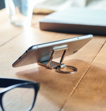 Logotrade firmakingitused pilt: Metallist võtmehoidja telefonialus Seinäjoki