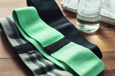 Logo trade ärikingituse pilt: Komplektis 3 fitnessrihma kotis