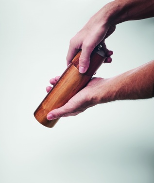 Logo trade reklaamkingi pilt: Akaatsiapuust pipraveski