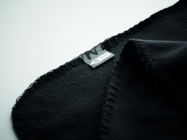 Logo trade ärikingi pilt: RPET fliisist reisitekk