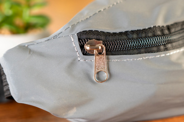 Logotrade firmakingitused pilt: Vöökott COSENZA