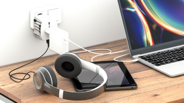 Logotrade ärikingid pilt: SKROSS World Travel Adapter MUV 2-pooluseline USB A ja C-ga