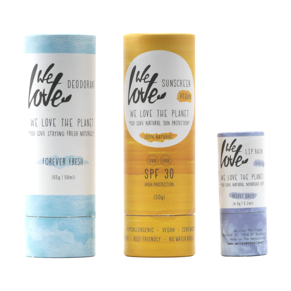 Logotrade ärikingituse foto: Hooldustoodetega kinkekomplekt We Love The Planet
