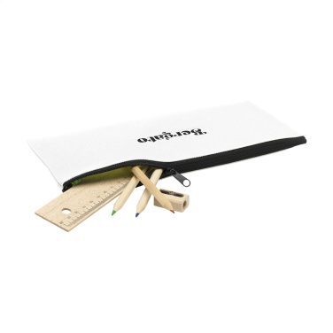 Logo trade reklaamkingi pilt: MultiPouch pinal kirjutusvahenditele