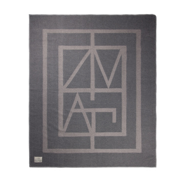 Logotrade reklaamkingituse foto: VINGA Monogramm GRS tekk