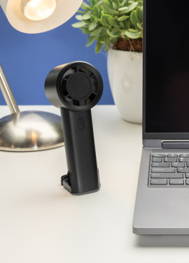 Logotrade reklaamtooted pilt: Twist RCS taaskasutatud plastist laetav kaasaskantav ventilaator