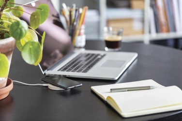 Logotrade liikelahja tuotekuva: 5W langaton latausalusta vehnänoljesta