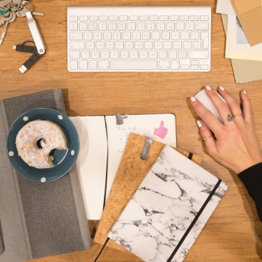 Logo trade mainoslahja kuva: Korkkikantinen A5-muistikirja bambukynällä