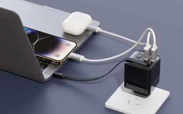 Logo trade liikelahjat tuotekuva: Urban Vitamin Mendocino – 65 W GaN-laturi