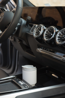 Logotrade liikelahjat mainoslahjat tuotekuva: VINGA Nagano RCS -mukaan otettava muki, 350 ml.