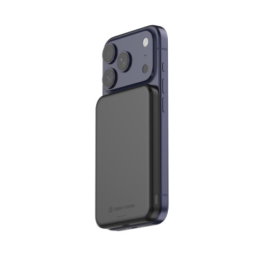 Logotrade liikelahja tuotekuva: Urban Vitamin Pomona Qi2.2 25 W magneettinen varavirtalähde