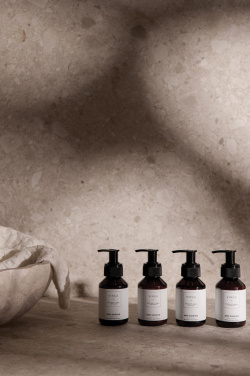 Logotrade reklaminiai produktai nuotrauka: VINGA x TGL kūno ir rankų priežiūros dovanų rinkinys