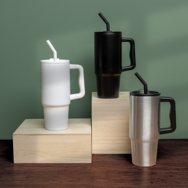 Logotrade profilreklam bild: Embrace deluxe RCS återvunnet rostfritt stål 900 ml.