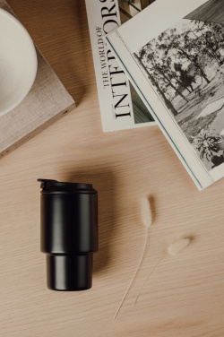 Logotrade reklamprodukter bild: VINGA Nagano RCS to-go-mug 350 ML