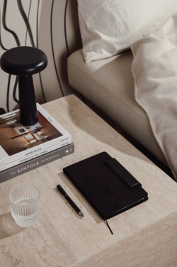 Logotrade reklamprodukter bild: VINGA Marlow GRS anteckningsbok